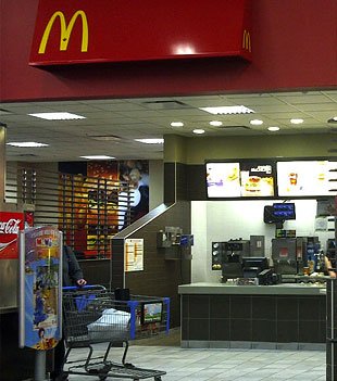 Mcdonald's Inside Walmart : McDonald's restaurant inside a Wal-Mart ...